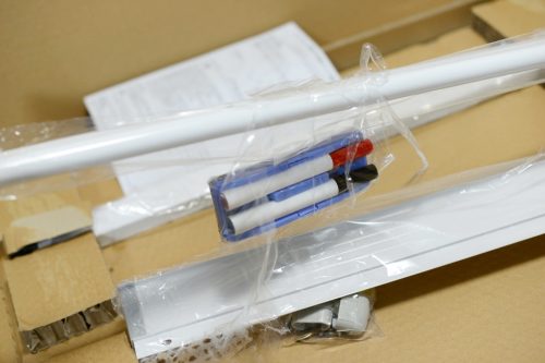 オフィスコム ホワイトボード 脚付き 両面 1200×900mm