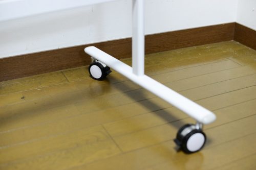 オフィスコム ホワイトボード 脚付き 両面 1200×900mm